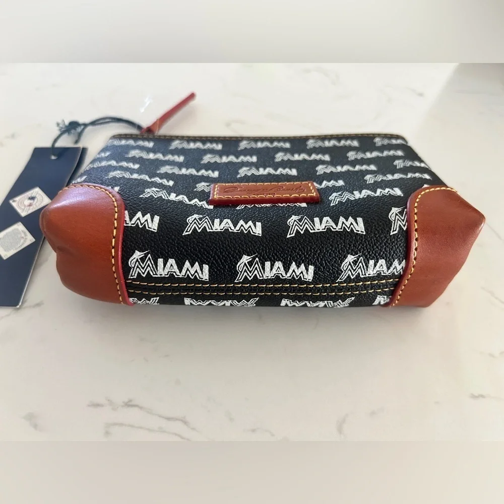 Dooney & Bourke MLB Miami Marlins Small Wristlet – Rare Collectible- NWT